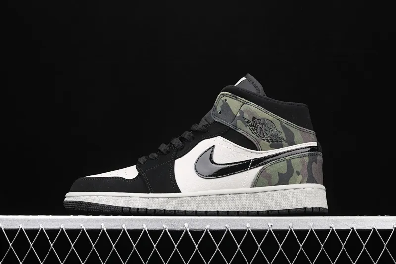 All Categories Air Jordan Jordan Series Basketball Shoes Air Jordan 1 Mid Air Jordan 1 Mid AJ1 Joe 1 Camouflage Green China Series Basketball Shoes CW5490-001